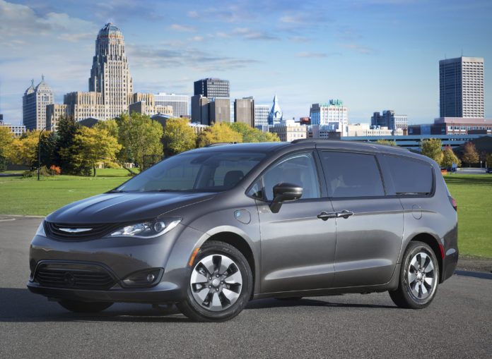 2018 Chrysler Pacifica Hybrid with the Hybrid Special Appearance