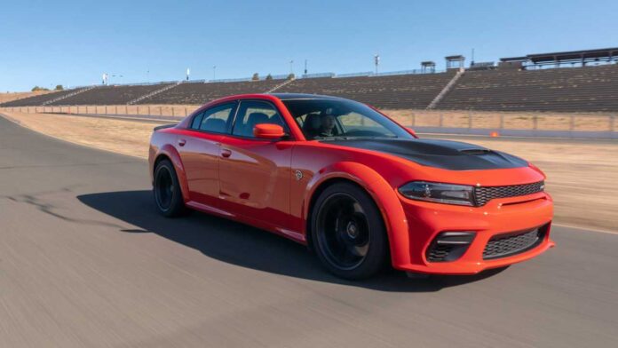 2021-dodge-charger-srt-hellcat-widebody