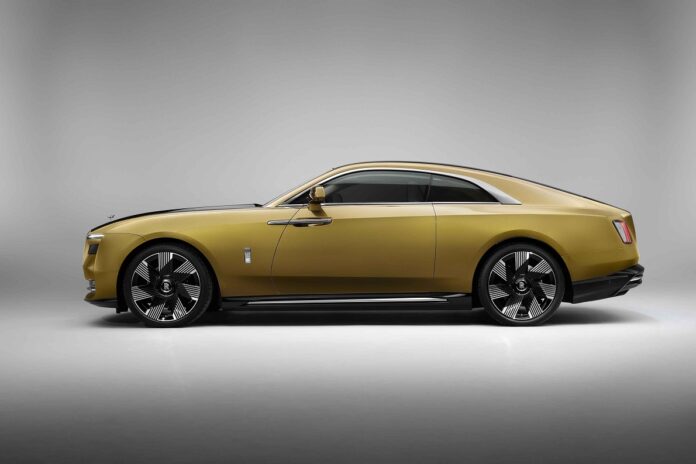 3_SPECTREUNVEILED–THEFIRSTFULLY-ELECTRICROLLS-ROYCE_PROFILE