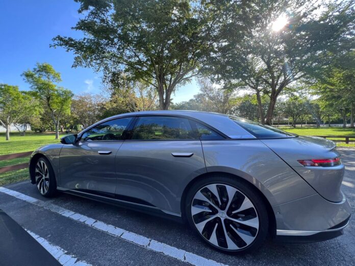 lucid Air 2022