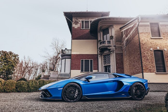 Lamborghini Aventador Ultimae3