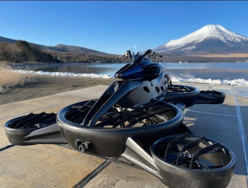La primera motocicleta voladora del mundo podría ser tuya, pero no será barata - La Tercera