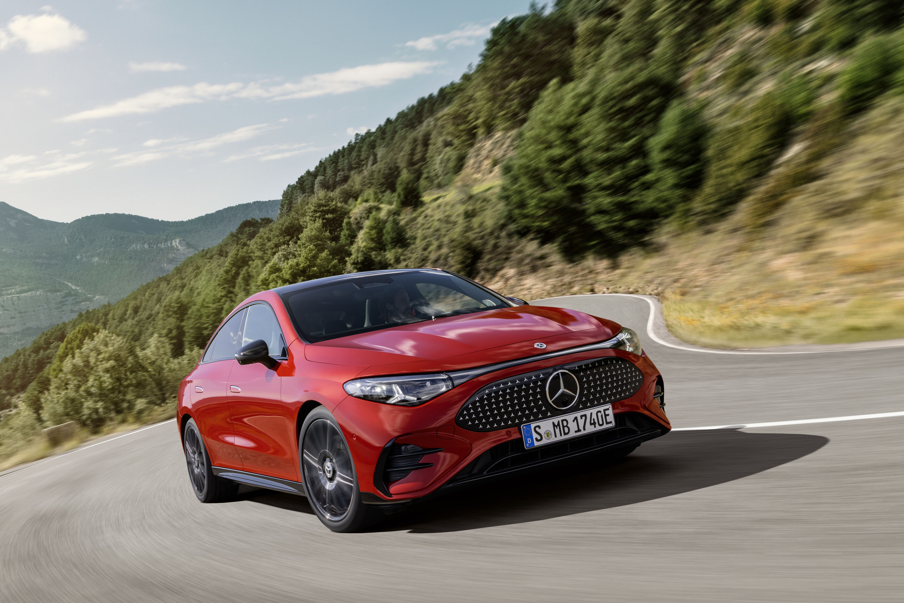 Pre-Media: Der neue Mercedes-Benz CLA: großartig, mühelos, intuitiv und flexibelPre-Media: The all-new Mercedes-Benz CLA: gorgeous, effortless, intuitive, and flexible