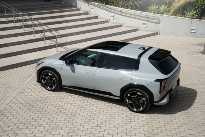 kia-ev4-gt-line-wolf-gray-static-hires-005